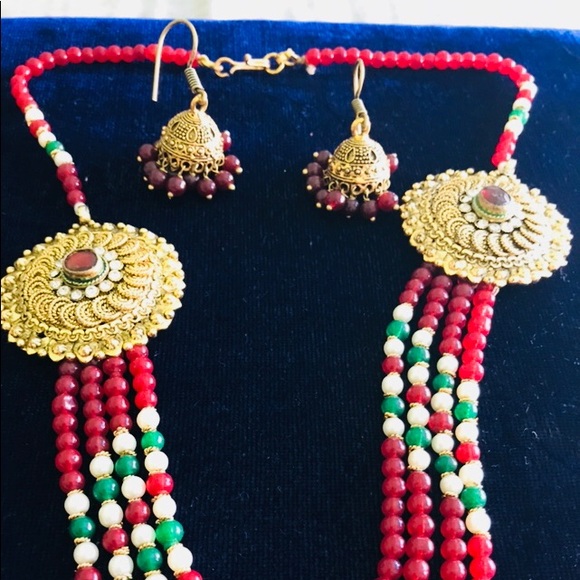 14k Gold Plated Necklace & Earrings Set - Picture 5 of 9